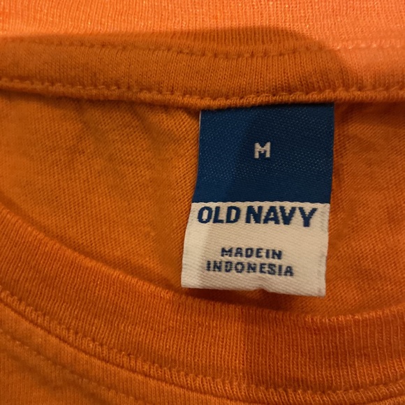 Old navy, peach colour, size woman’s medium - Picture 2 of 2